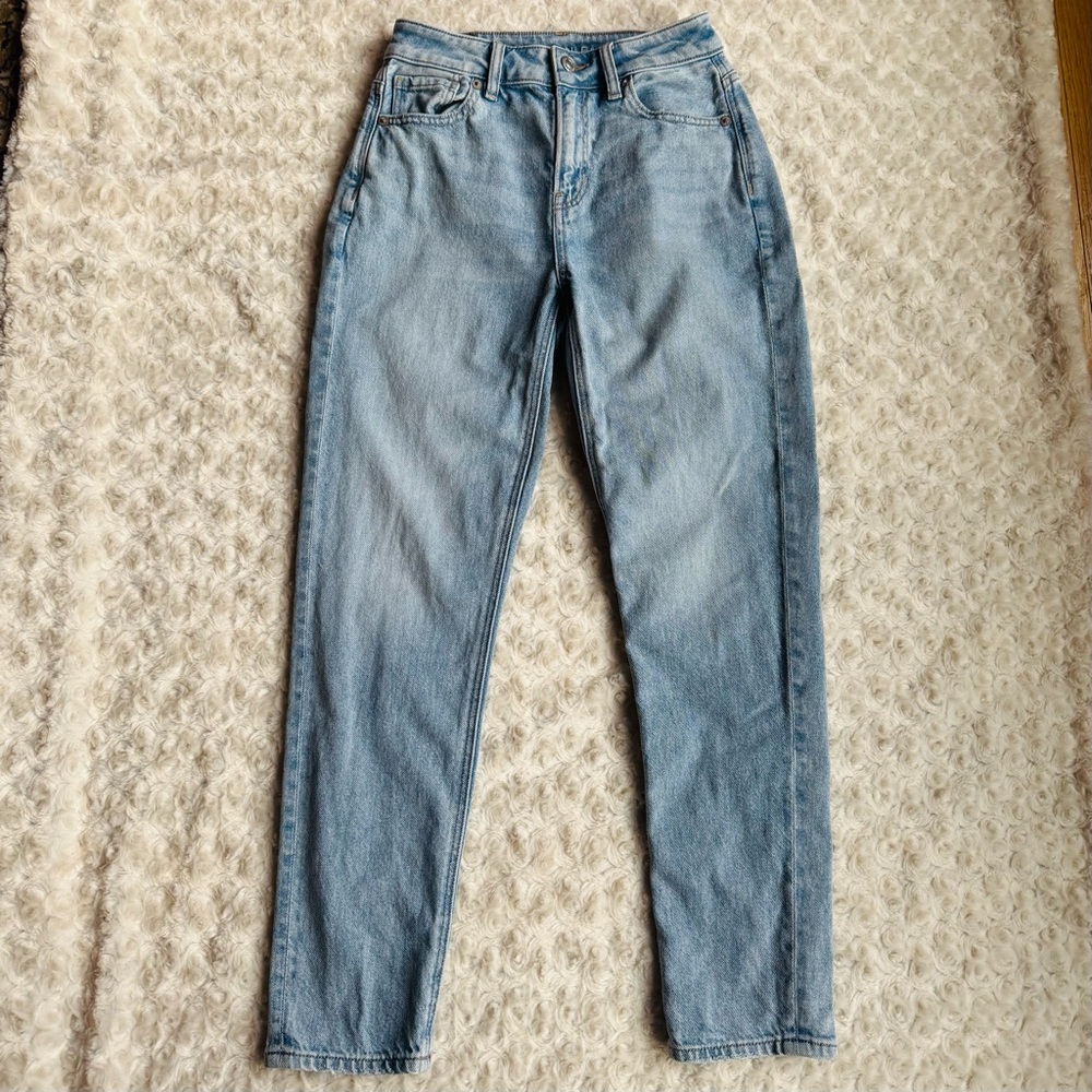 American Eagle 1977 AE Strigid Mom Classic High Waisted Cotton Blue Womens Jeans